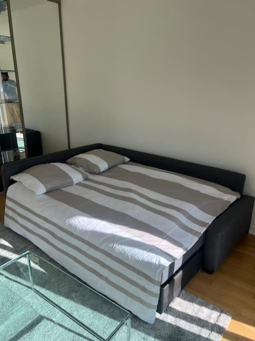 Tour Eiffel Terrasse Vue Seine Apartment Paris Ngoại thất bức ảnh