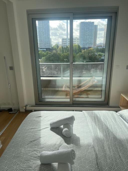 Tour Eiffel Terrasse Vue Seine Apartment Paris Ngoại thất bức ảnh