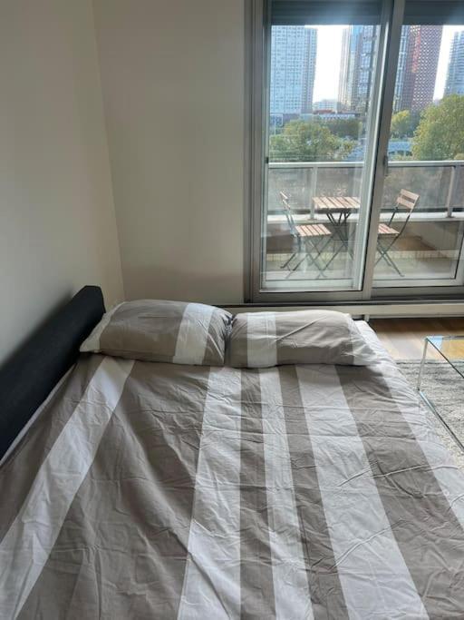 Tour Eiffel Terrasse Vue Seine Apartment Paris Ngoại thất bức ảnh